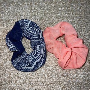 555 ITEM!!! 2 Scrunchies (1 blue bandana patterned, 1 solid pink)